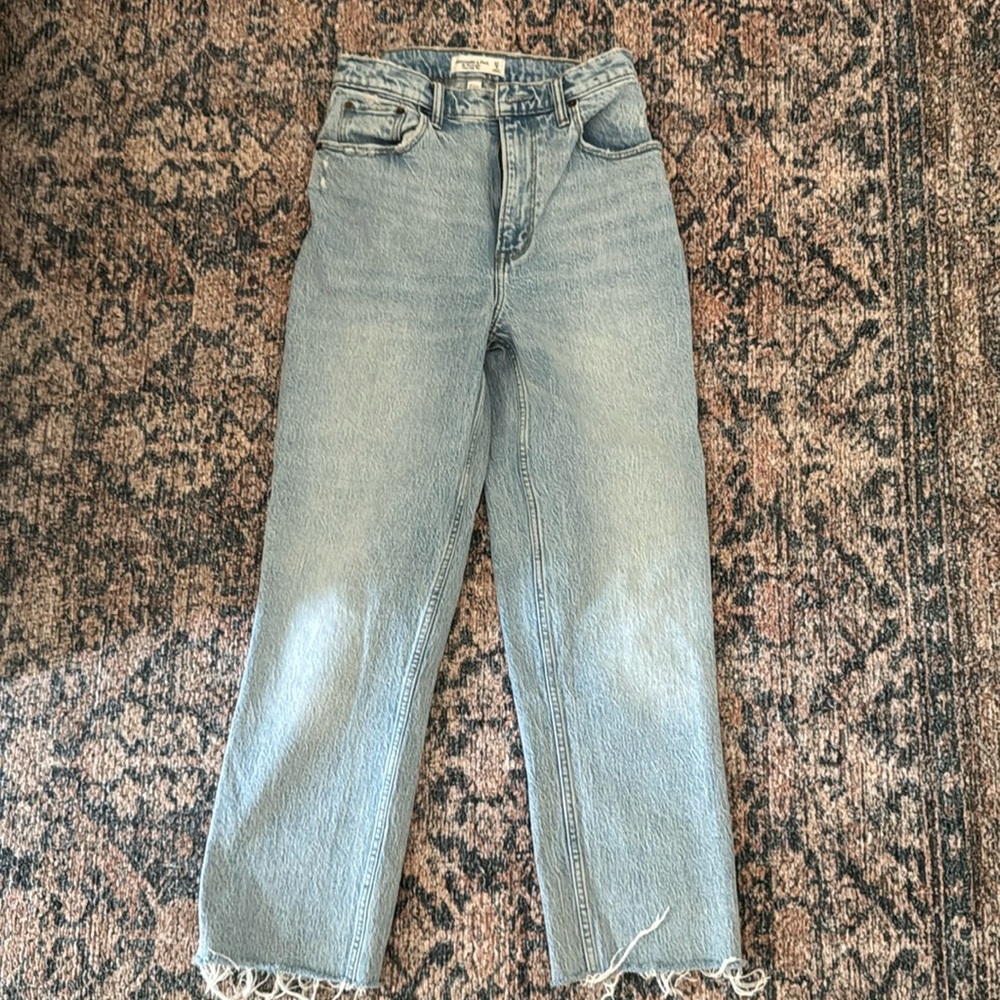 Abercrombie curve love 90s straight ultra high rise